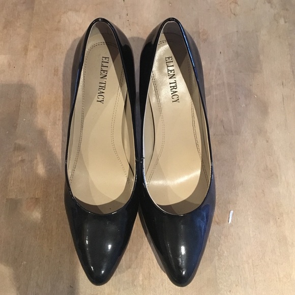 Ellen Tracy - black heel