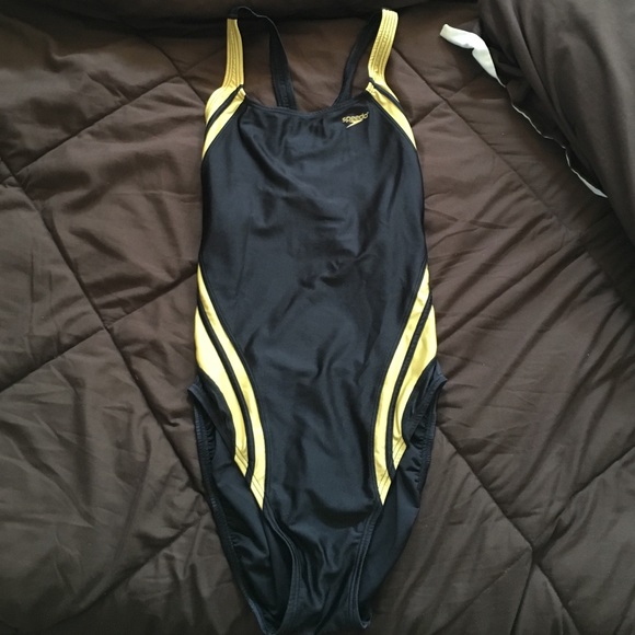 Speedo one piece bathing suit