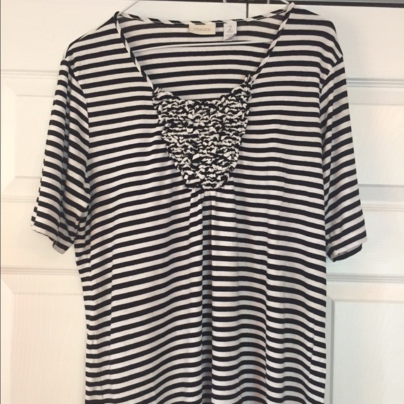 Black and white tee..Chico's 2