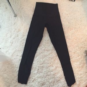 Limited edition lululemon roll down pant