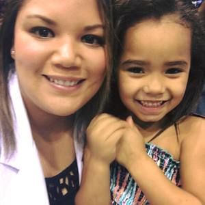 Meet your Posher, Yolanda