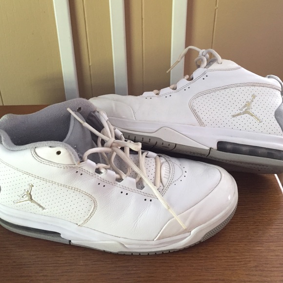 Nike Air Jordan's Men's Size - Picture 3 of 4