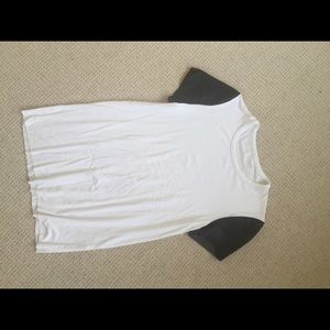 T shirt with leather sleeves