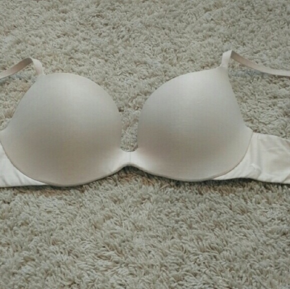 Victoria's Secret PINK Push Up Bra!