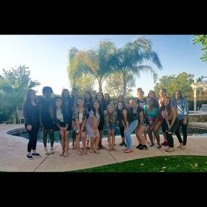 Meet your Posher, Ariel