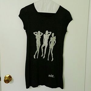 Black Sparkly T-Shirt with Glittery Design