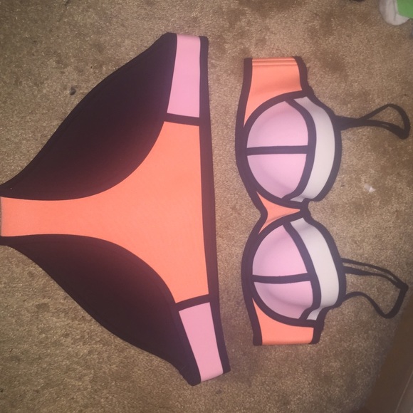 Triangl in peach soda!!