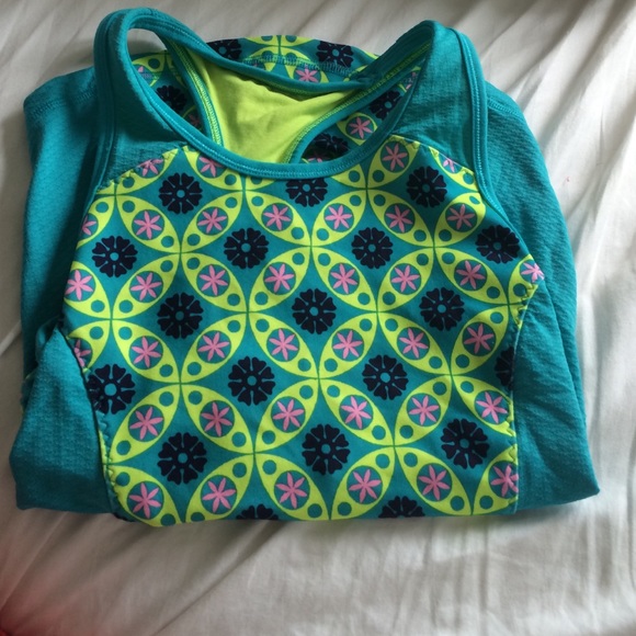 IVIVVA ATHLETICA TANK