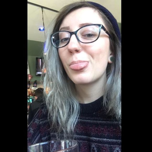 Meet your Posher, Jess