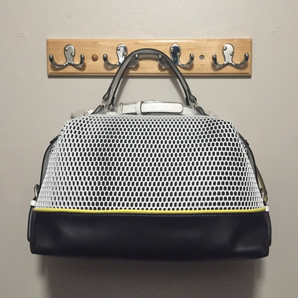 💰Nine West Hot Mesh Large Bucket Bag - Picture 2 of 4