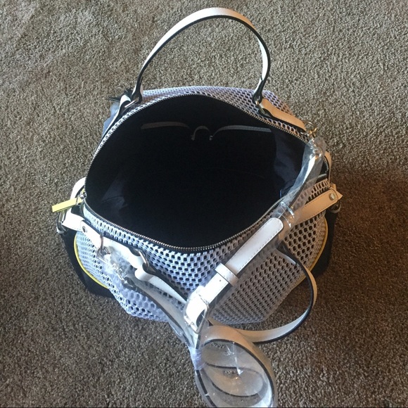 💰Nine West Hot Mesh Large Bucket Bag - Picture 3 of 4