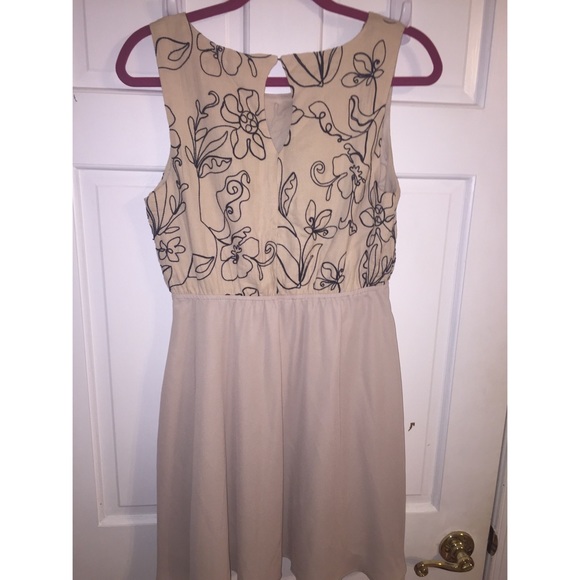 Love Riche dress - Picture 2 of 3