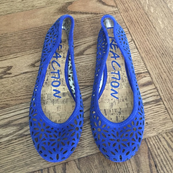 Kenneth Cole Reaction Blue Flats