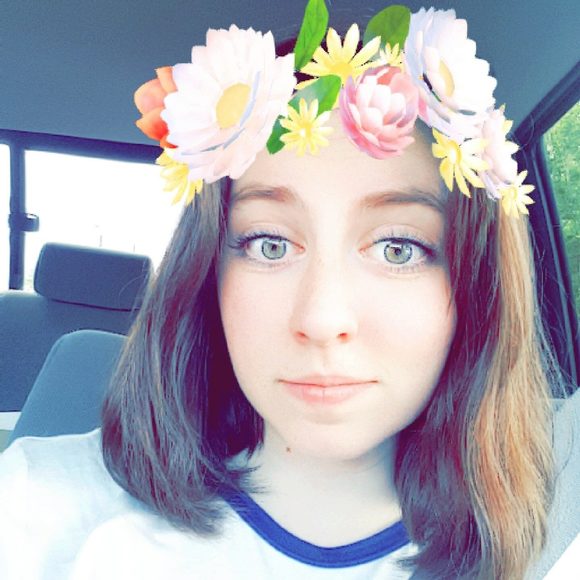 Meet your Posher, Daphne