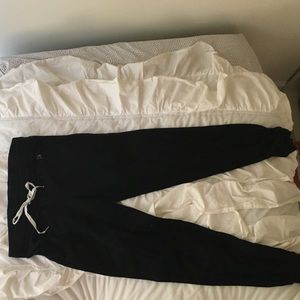 Black thin sweatpants