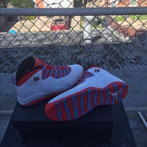 Air Jordan retro tens City pack chi town addition