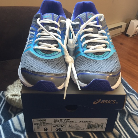 Asics gel-storm women's running shoes