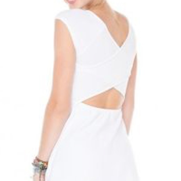 Brandy Melville bethan dress in white