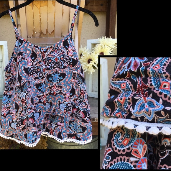 π«SOLD FLOWY Colorful Layered Tank - Picture 2 of 2