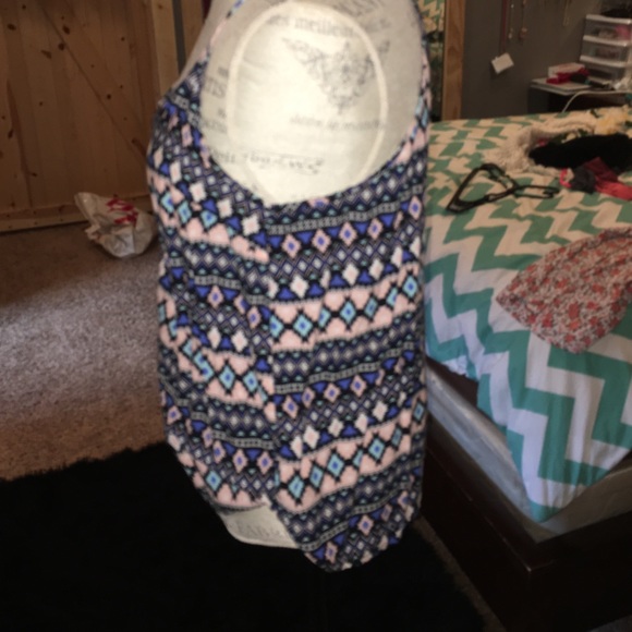 Tangtop - Picture 2 of 3