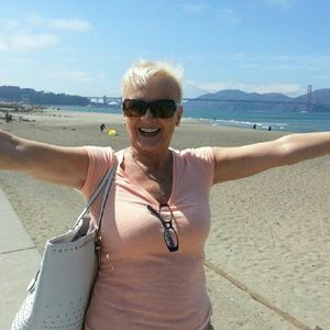 Meet your Posher, Sandi