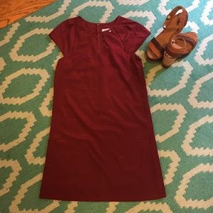 maroon cutout shift dress