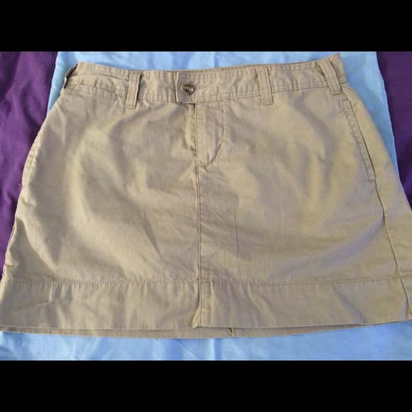 Gap khaki mini skirt