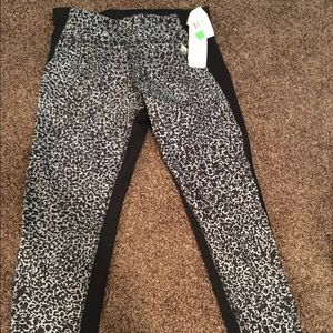Adidas crop legging