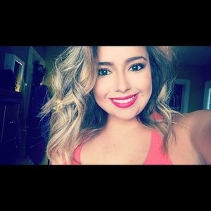 Meet your Posher, Lizbeth