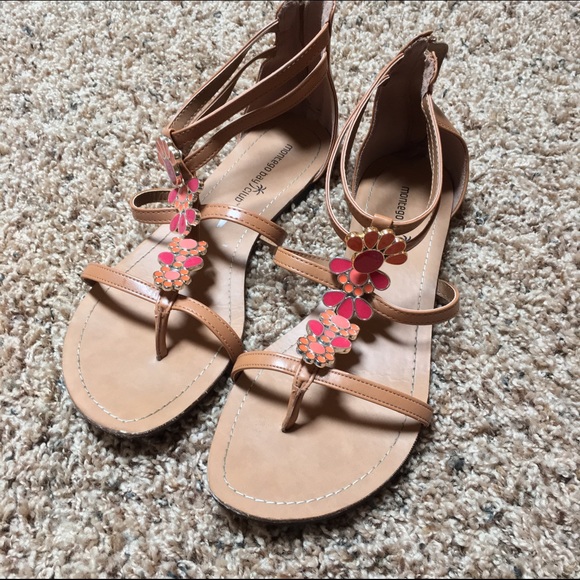 Flower sandals
