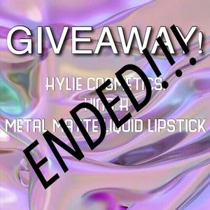 KING K: Kylie Cosmetics