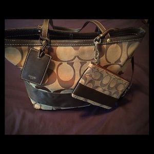 Original Coach Signature Fabric Handbag