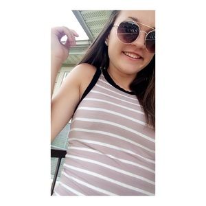 Meet your Posher, Lily