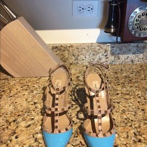 Valentino Rockstud T Strap Blue Patent Pumps Valentino Rockstud T Strap Blue Patent Pumps