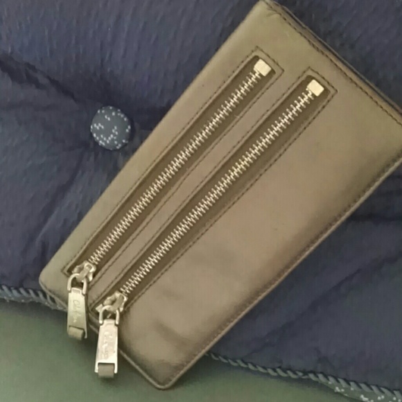 Well loved cole haan wallet