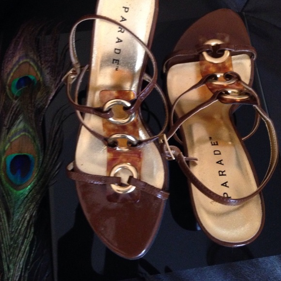 Shoes - Picture 3 of 4