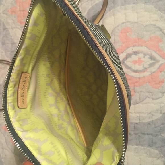 Stella & Dot Crossbody - Picture 3 of 4