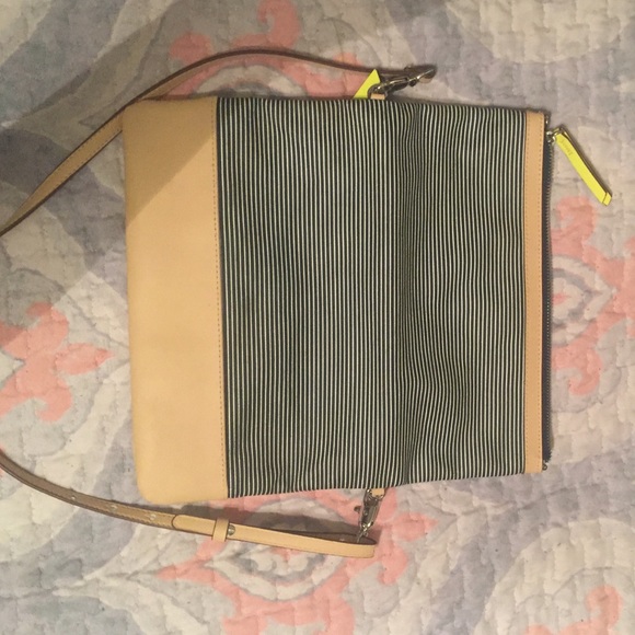 Stella & Dot Crossbody - Picture 4 of 4