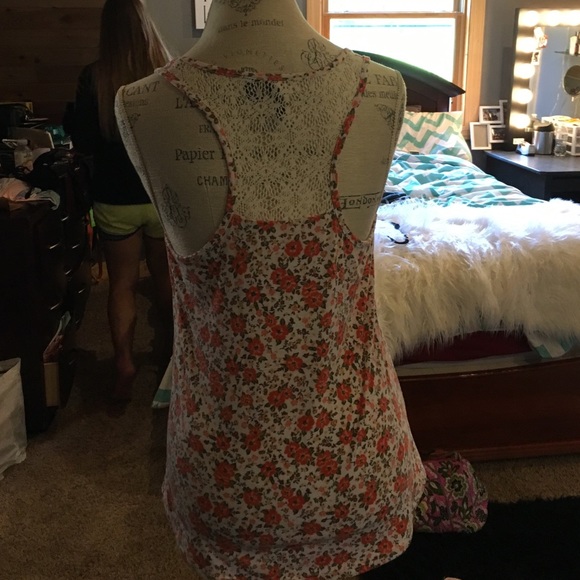 Tank top - Picture 3 of 4