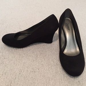 EUC Dexter Wedges!!! Size 8 1/2 WIDE!