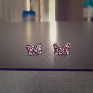 💙SOLD💙 Minnie Mouse bow Pandora earrings