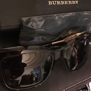 Authentic Burberry Women's Tortoise Sunglasses