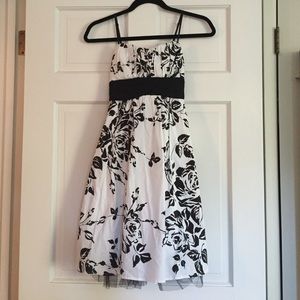Ruby Rox dress size 3