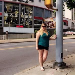 Meet your Posher, Debbie