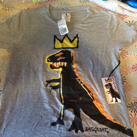 BRAND NEW TSHIRT