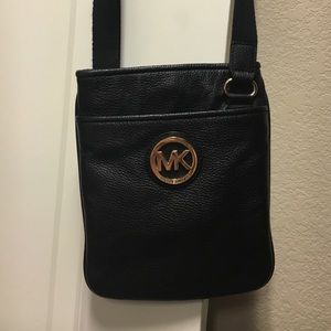 MK cross body