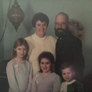 Meet your Posher, April