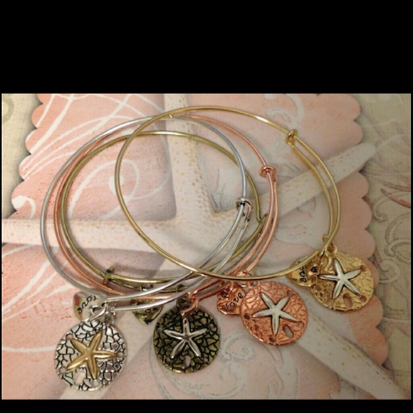 🚨 FLASH SALE🚨Starfish Bracelet - Picture 2 of 3