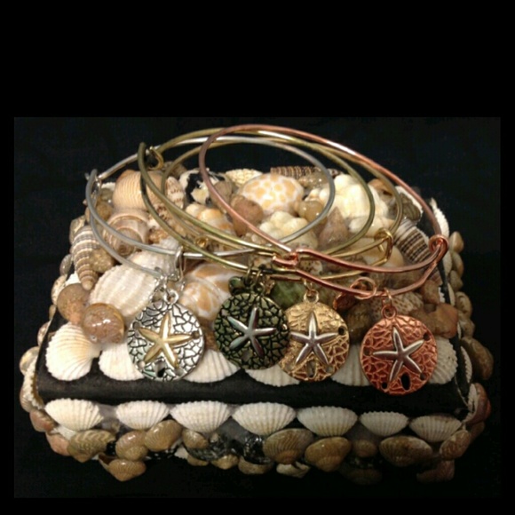 🚨 FLASH SALE🚨Starfish Bracelet - Picture 3 of 3