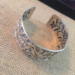Silpada Cuff Ahead of the Curve bracelet
